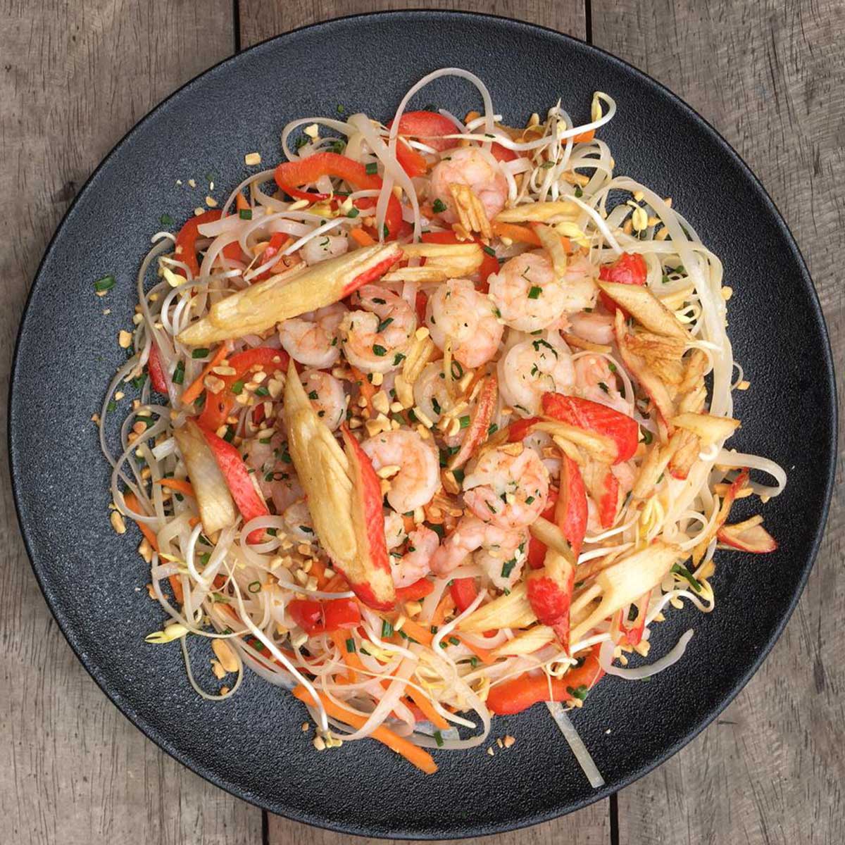 Pad Thai Camarón y Palmito de Cangrejo (Para compartir)